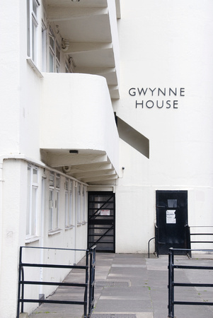 Gwynne Ho 003 N186