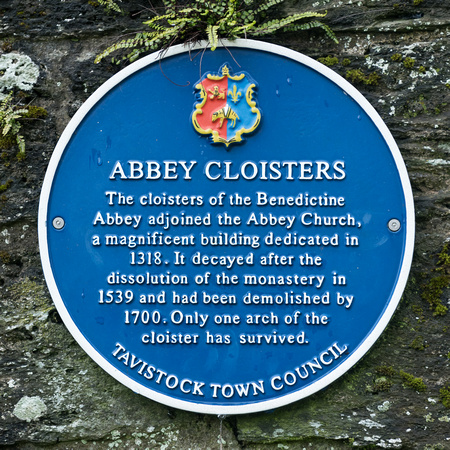 Abbey Cloisters 003 N427
