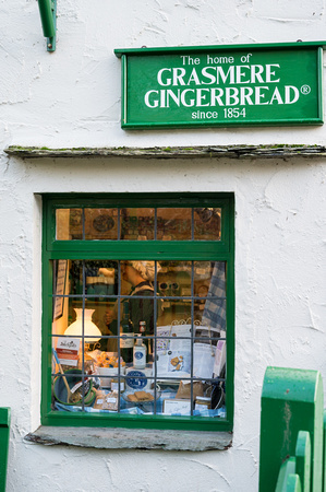 Gingerbread Shop 009 N656