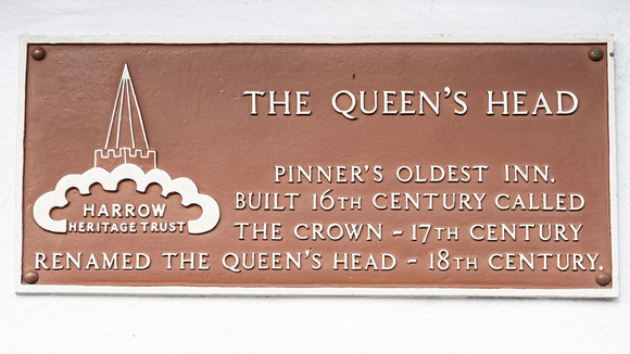 Queens Head Pinner 003 N912