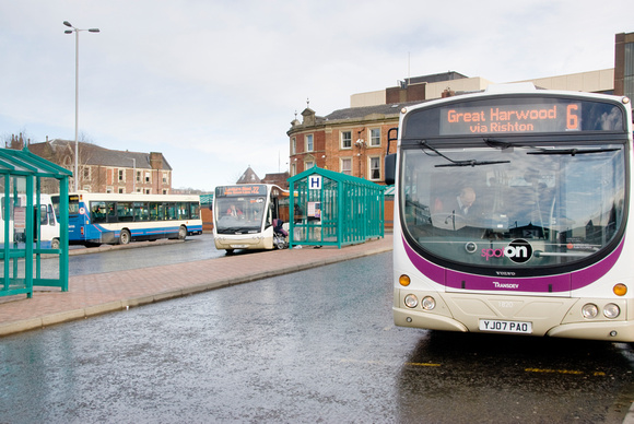 Blackburn Buses 017 D196