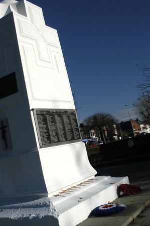 Swinton Cenotaph angle D7