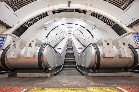 Charing Cross Tunnels 011 N963