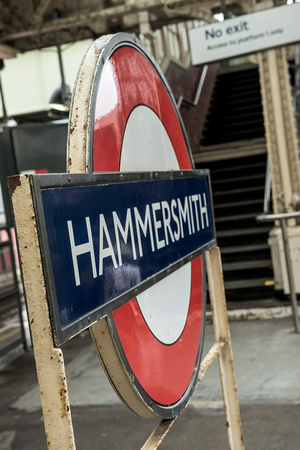 Hammersmith (H & City) 001 N412