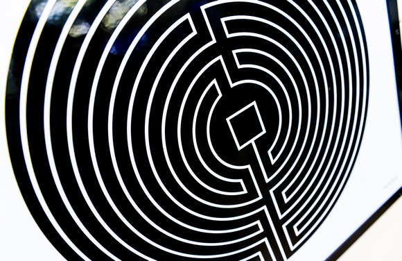 Labyrinth Heathrow Terminals 1, 2, 3 007 N412