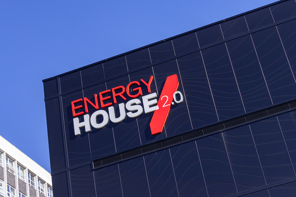 Energy House 2.0 025 N945