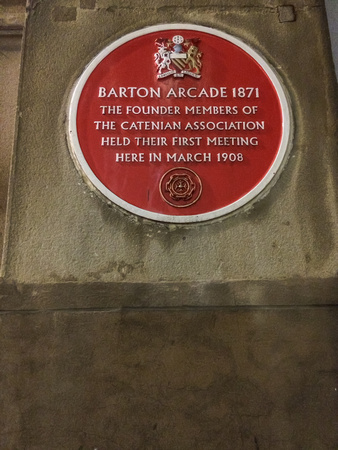 Barton Arcade 002 N411