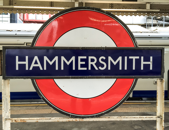 Hammersmith (H & City) 004 N412