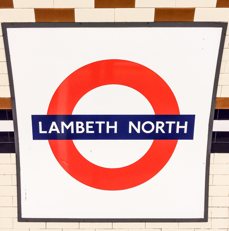 Lambeth North 004 N412