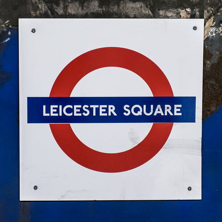Leicester Sq Tube 013 N412