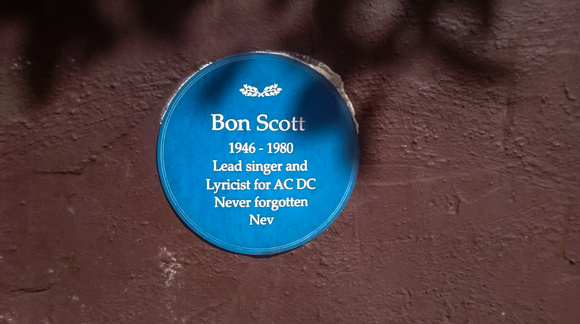Bon Scott 002 N628