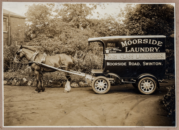 Moorside Laundry 025s N634