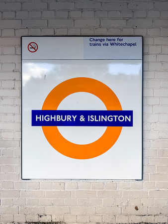 Highbury & Islington 005 N1033