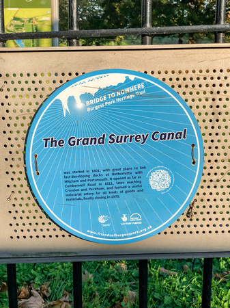 Grand Surrey Canal 002 N646