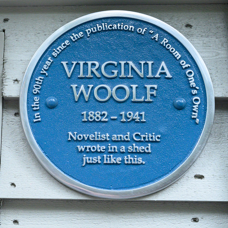 Virginia Woolf Shed 002 N699