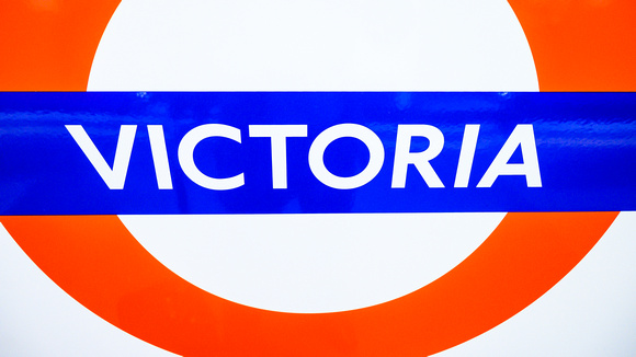 Victoria Tube 051 N733