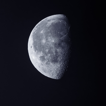 Moon 044 N1049