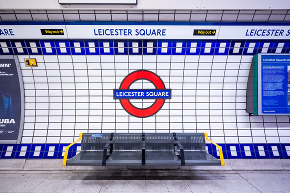 Leicester Sq Tube 037 N1049
