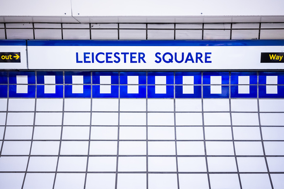 Leicester Sq Tube 039 N1049