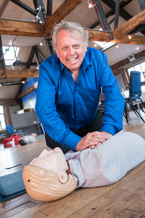 First Aid for Adults 190 N602