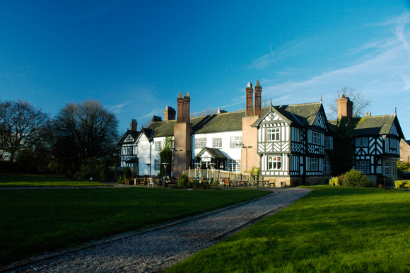 Worsley Old Hall 01 D62