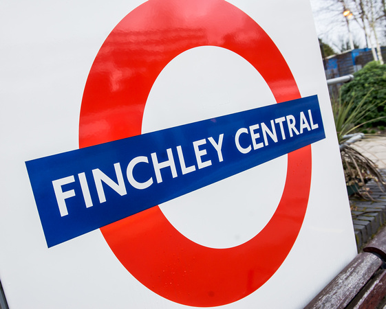 Finchley Central 002 N376