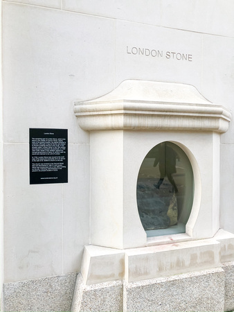 London Stone 002 N781