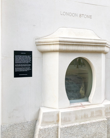 London Stone 001 N781