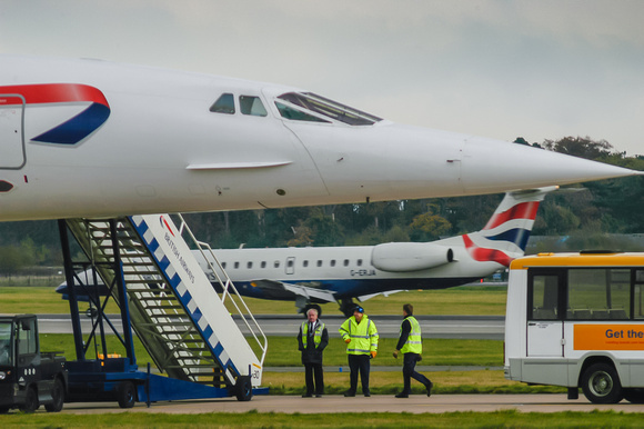 Concorde 114 N832