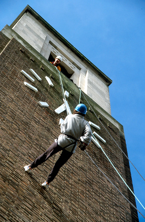 Abseiling 01 D11