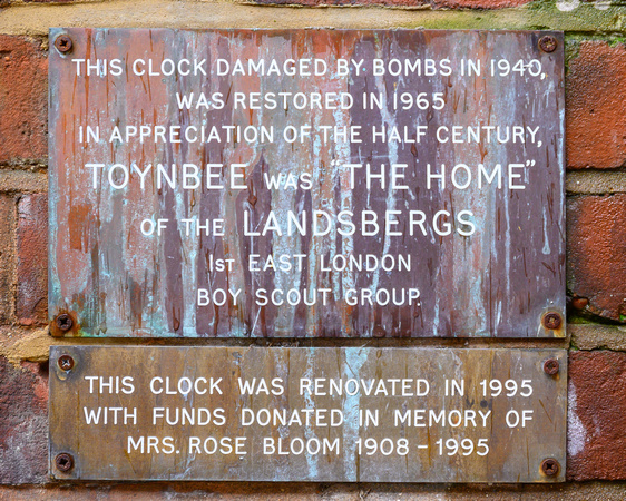 Toynbee Clock 003 N783