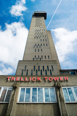 Trellick Tower 019 N60
