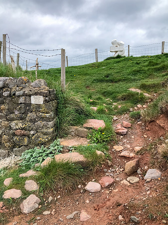 Praying Shell 002 N1066