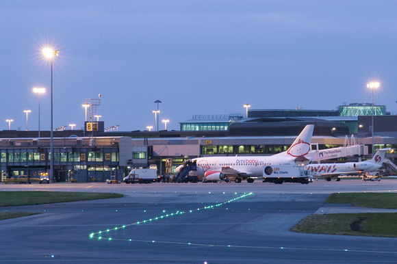 Manchester Airport 58 N19