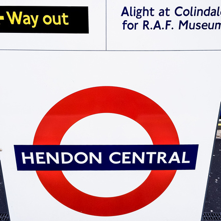 Hendon Central 005 N370