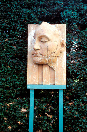 Yorks Sculpture Pk 13 D35
