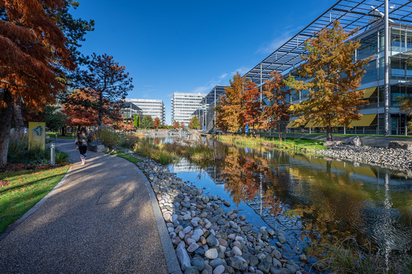 Chiswick Business Park 005 N1120